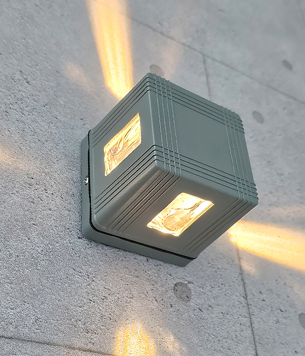 코미나 벽부등 벽부착등 LED벽조명 외부벽등 자동색변환 LED 3W